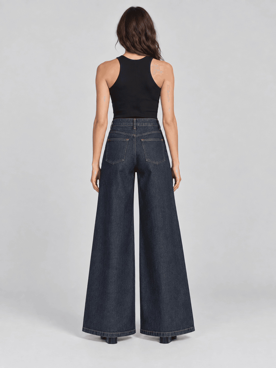 Axis Split Wide — Back view