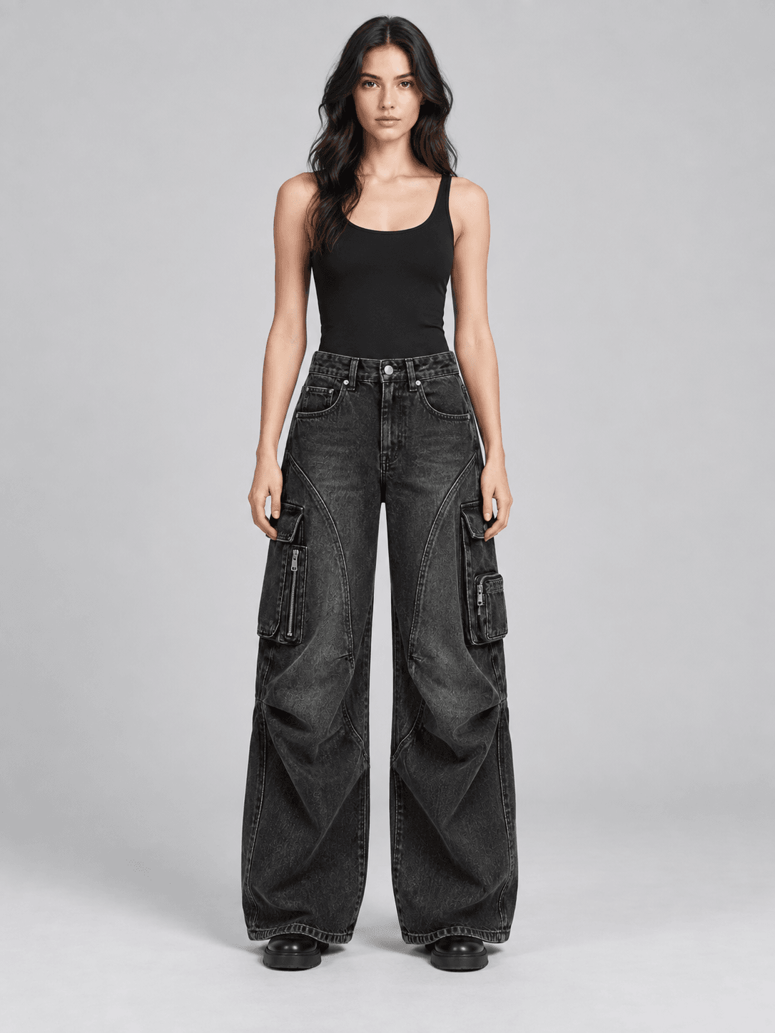 Circuit Draped Cargo — Front view