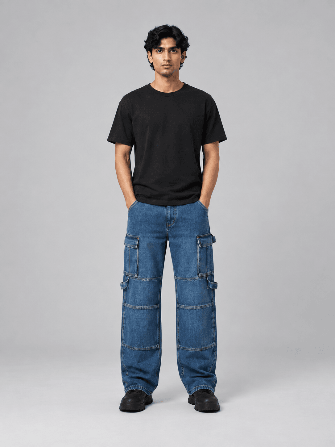 Foundry Panel Cargo — Front view