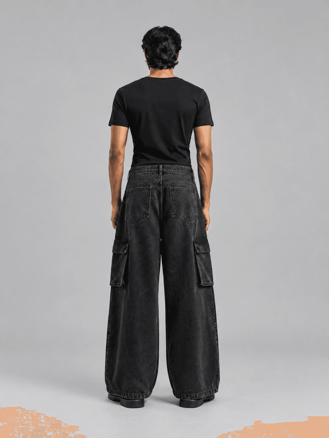 Monolith Wide Cargo — Back view