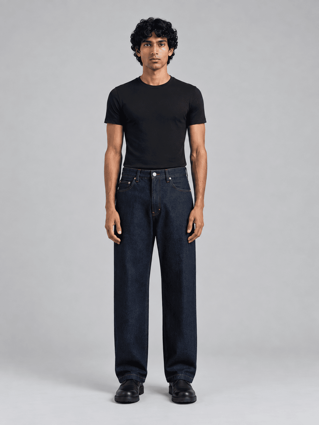 Rivet Loose Straight — Front view
