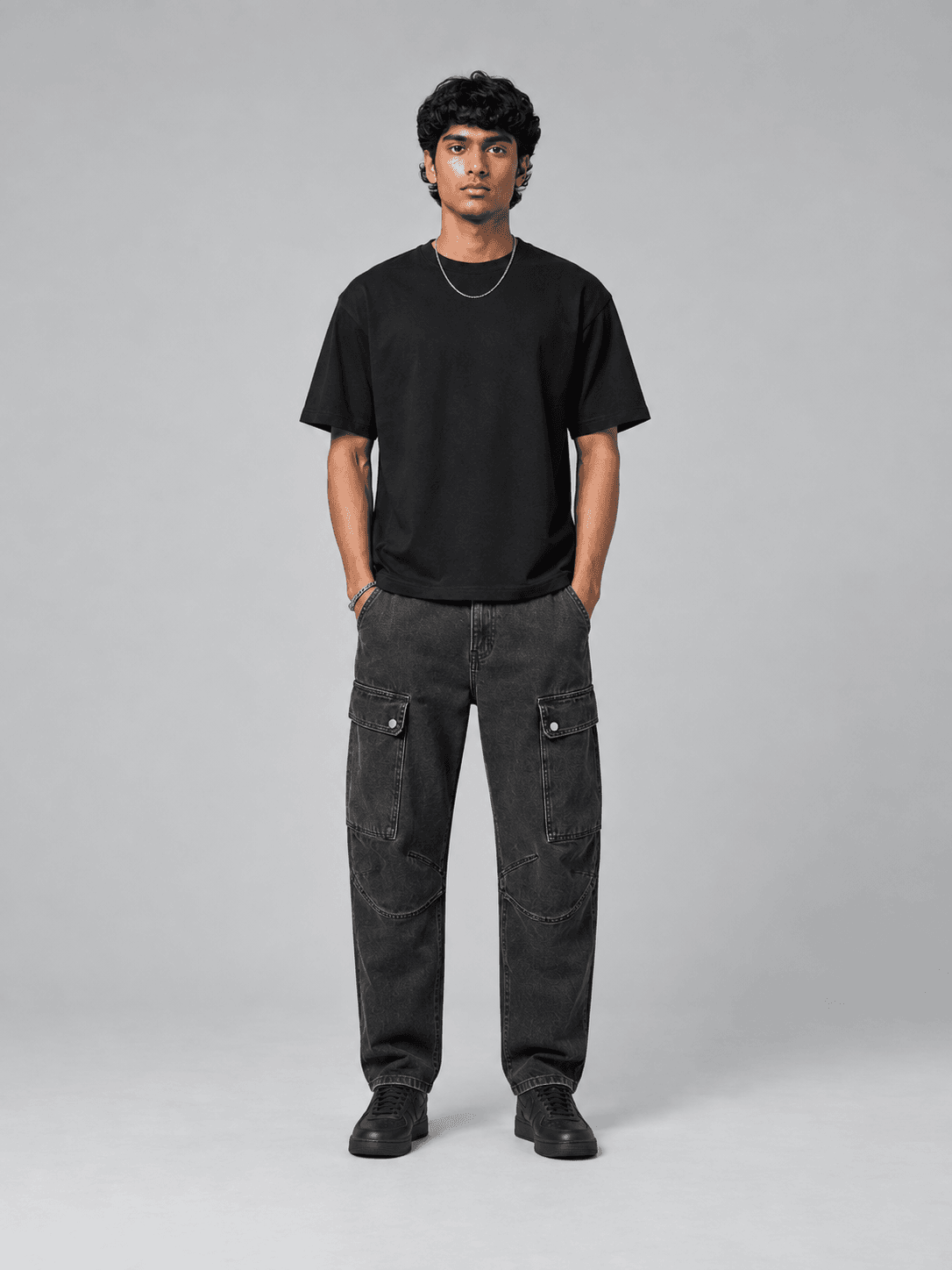 Static Field Cargo — Front view