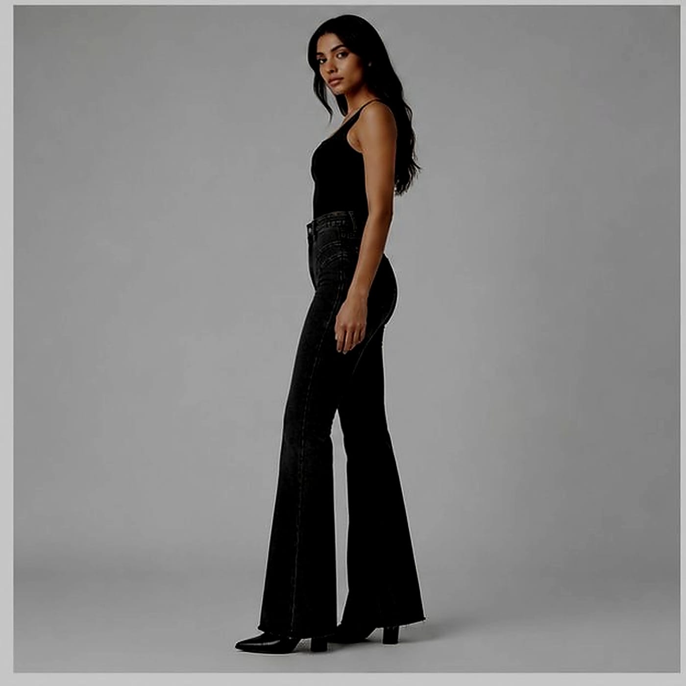 Vanta Merlot Flare — Side view
