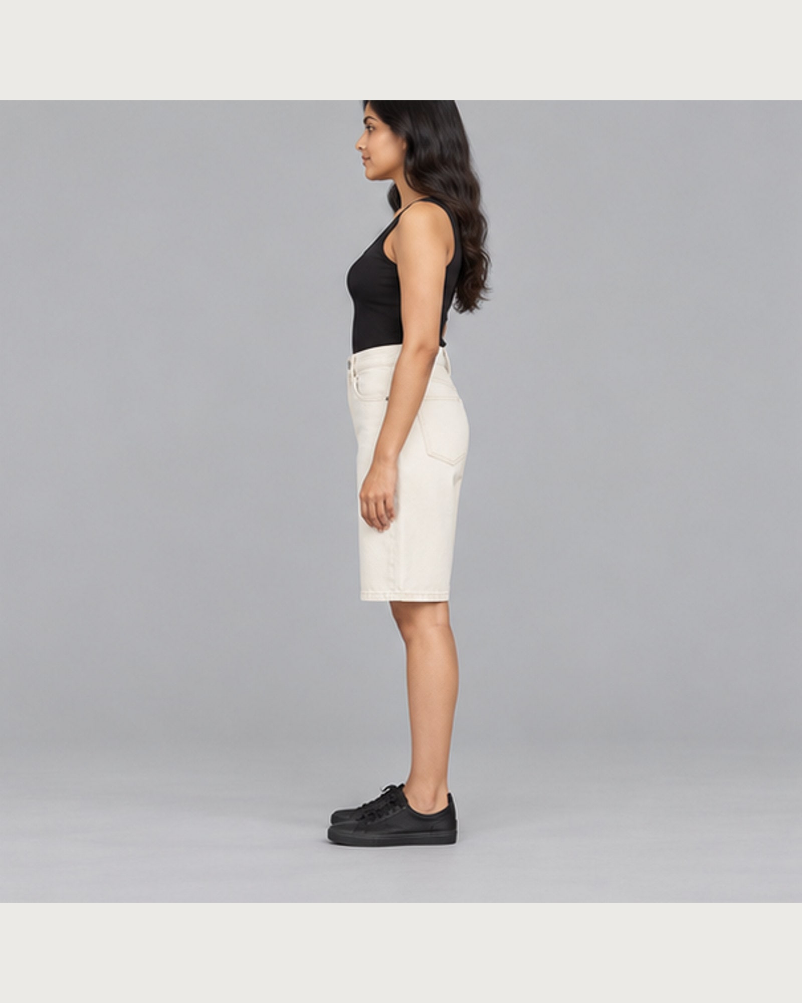 Park Ecru Jort — on model, side