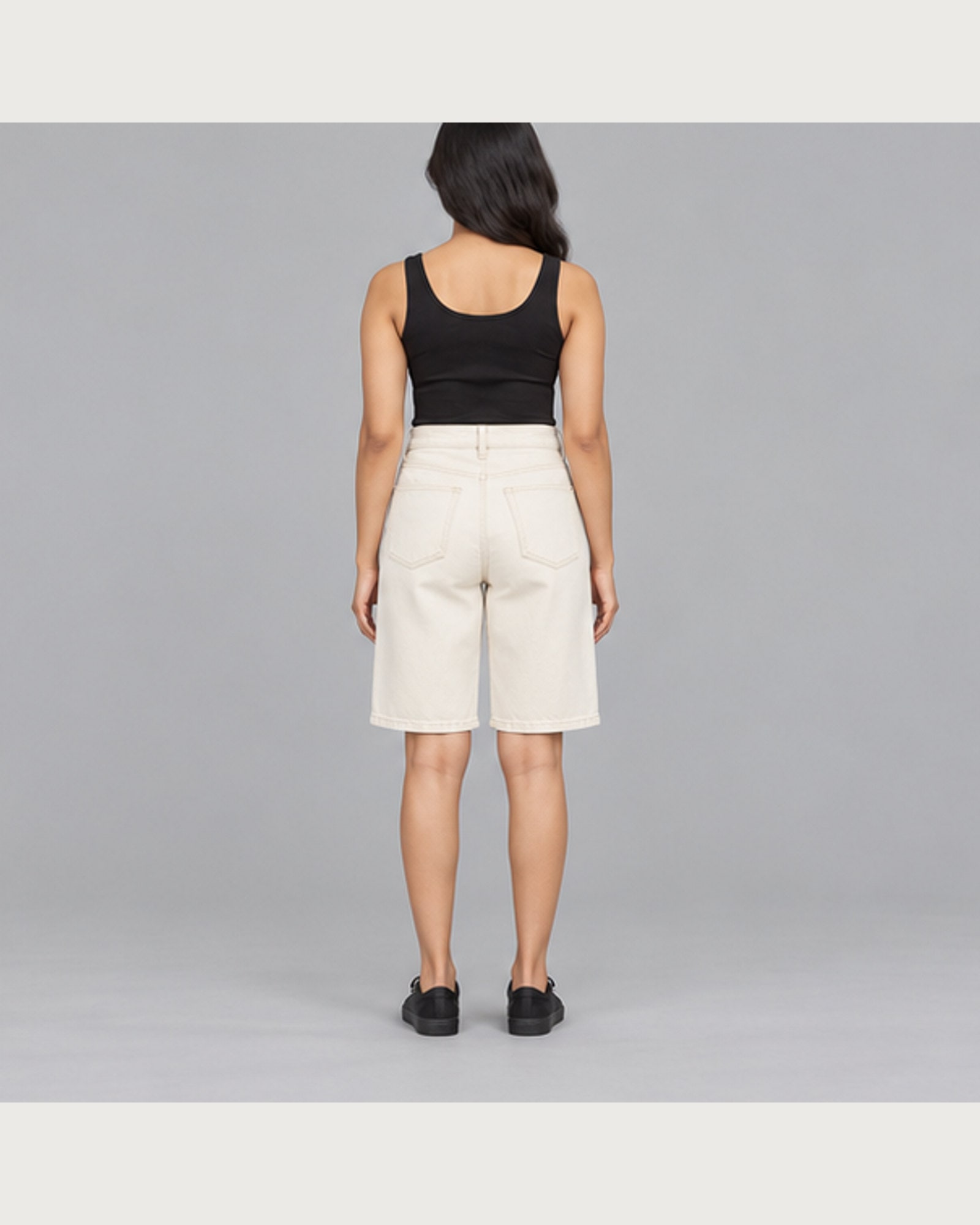 Park Ecru Jort — on model, back